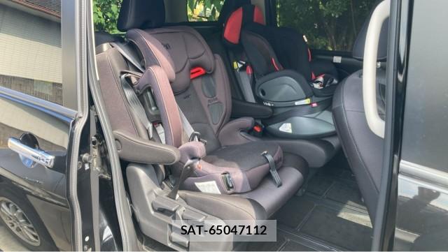 Nissan SERENA 2022-05 8281906-6