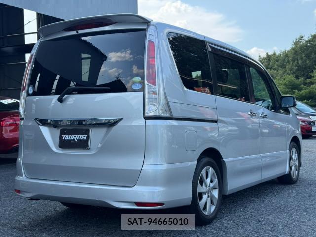 Nissan SERENA 2011-03 8281991-1