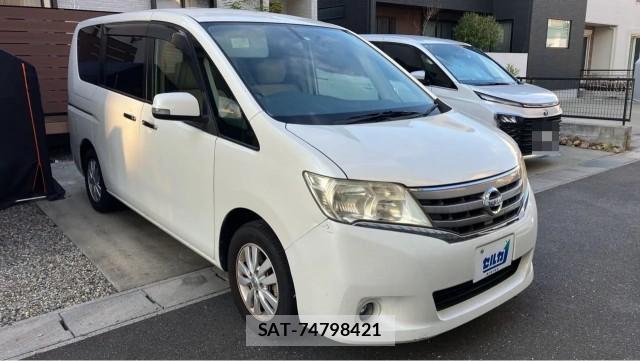Nissan SERENA 2012-03 8282142-11