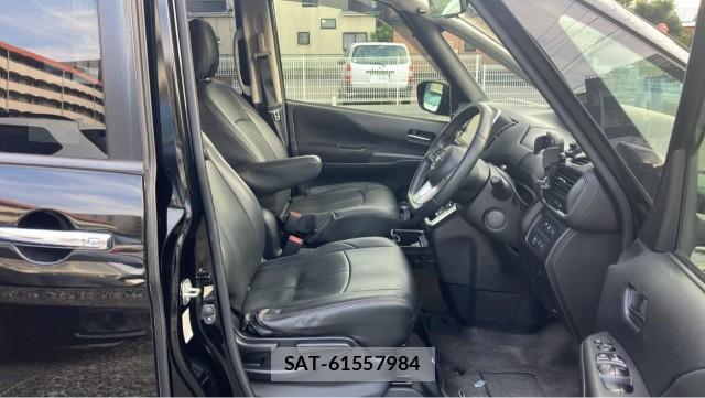 Nissan SERENA 2019-06 8282306-5