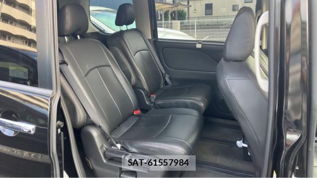 Nissan SERENA 2019-06 8282306-6