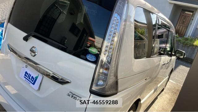Nissan SERENA 2013-06 8282481-3