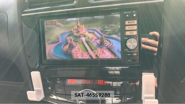 Nissan SERENA 2013-06 8282481-4