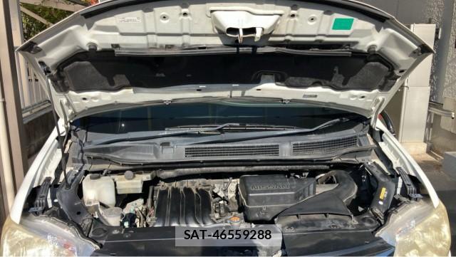 Nissan SERENA 2013-06 8282481-7