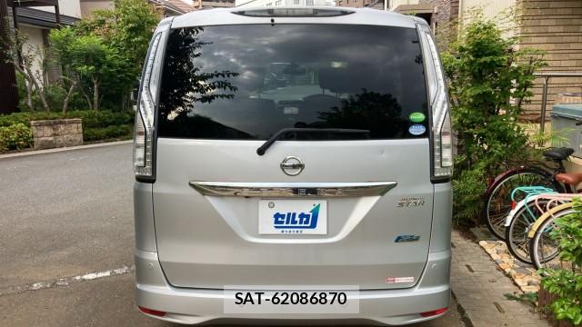 Nissan SERENA 2015-09 8282489-1