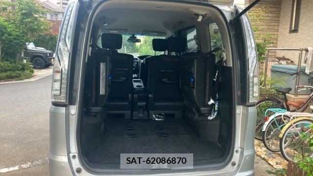 Nissan SERENA 2015-09 8282489-17