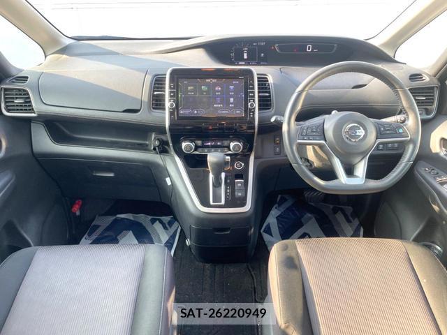 Nissan SERENA 2016-11 8282705-1