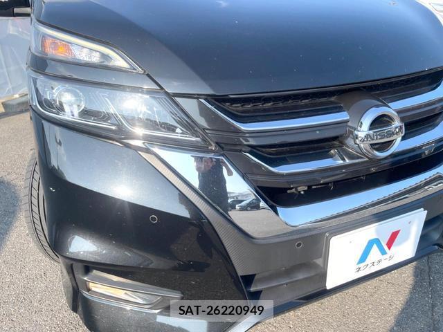 Nissan SERENA 2016-11 8282705-11