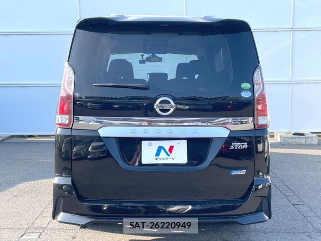 Nissan SERENA 2016-11 8282705-14