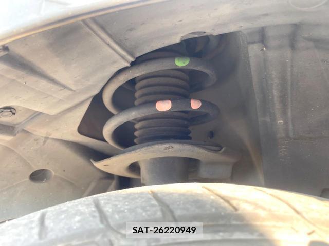 Nissan SERENA 2016-11 8282705-19