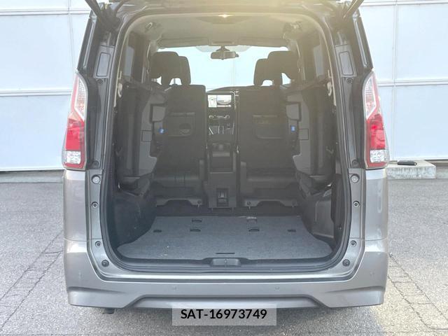 Nissan SERENA 2020-03 8282709-10
