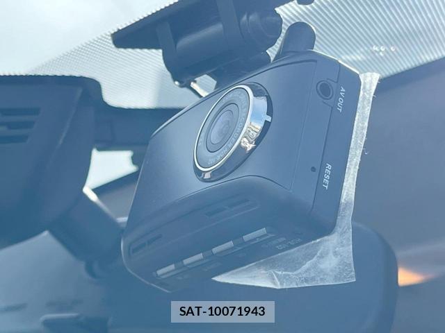 Nissan SERENA 2019-09 8283137-6