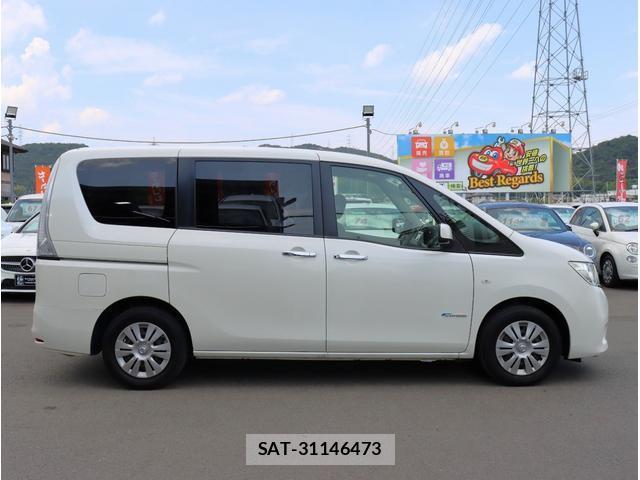 Nissan SERENA 2013-05 8283416-10