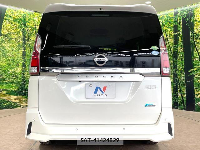 Nissan SERENA 2016-10 8283450-15