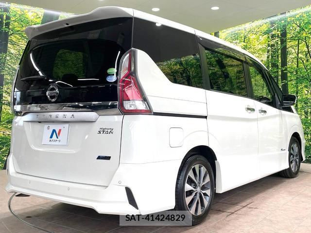 Nissan SERENA 2016-10 8283450-16