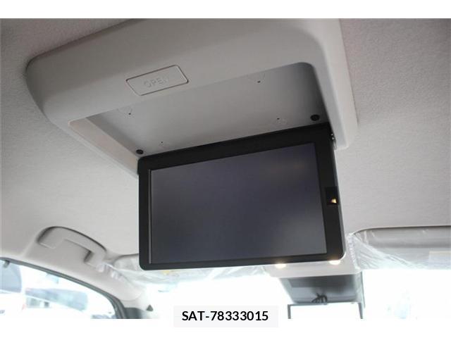 Nissan SERENA 2023-08 8283564-4
