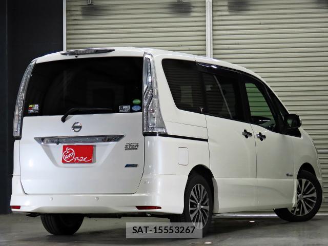 Nissan SERENA 2015-08 8283747-1