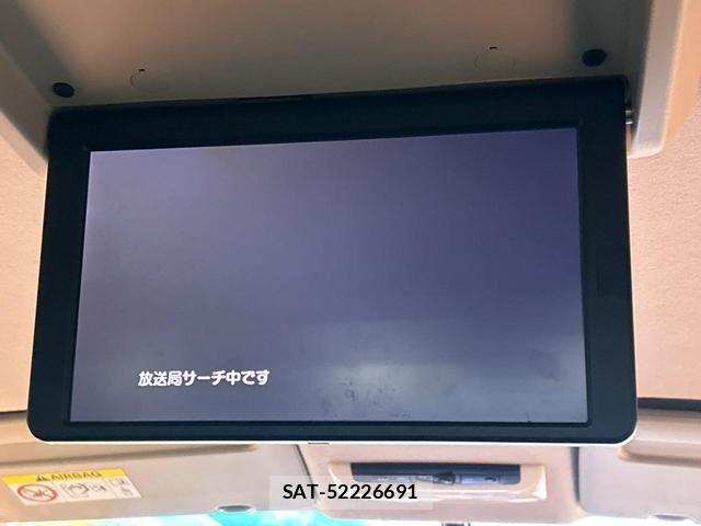 Nissan SERENA 2019-08 8283818-5