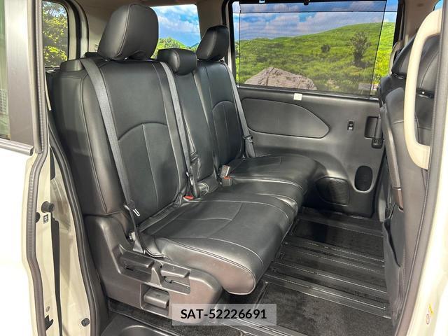 Nissan SERENA 2019-08 8283818-9