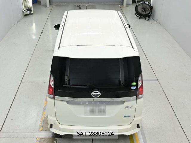 Nissan SERENA 2017-05 8283851-10
