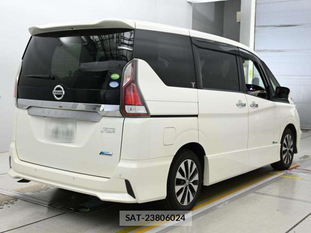 Nissan SERENA 2017-05 8283851-2