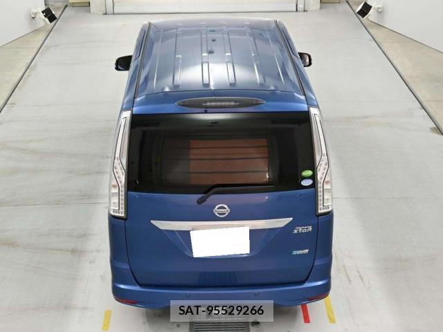 Nissan SERENA 2015-07 8283924-6