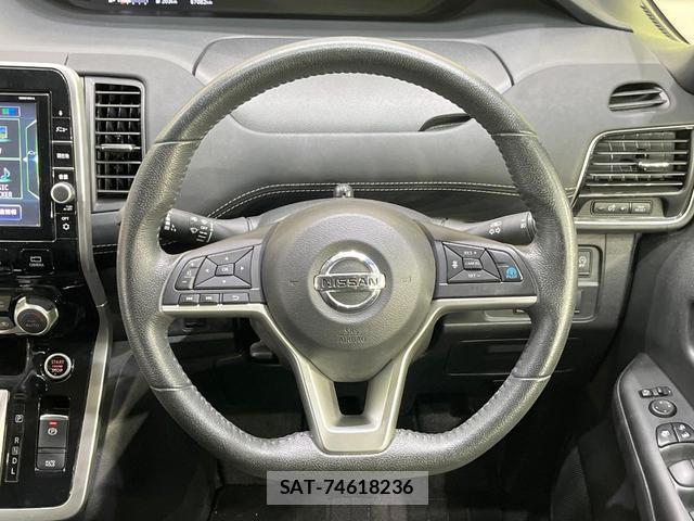 Nissan SERENA 2018-09 8284009-11