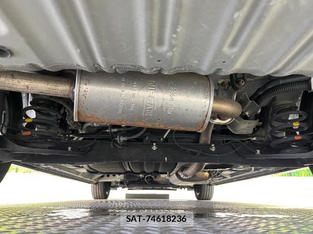 Nissan SERENA 2018-09 8284009-19
