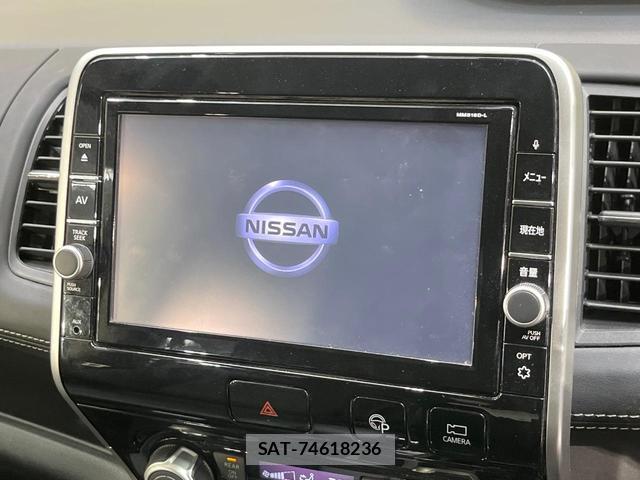 Nissan SERENA 2018-09 8284009-2