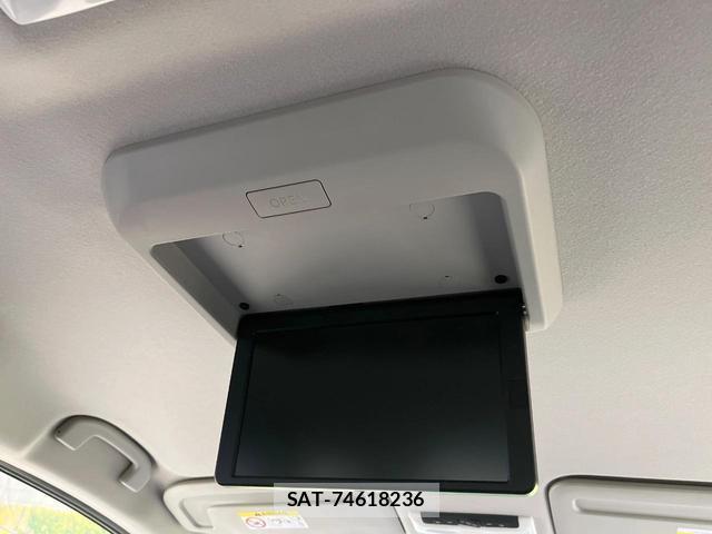 Nissan SERENA 2018-09 8284009-3