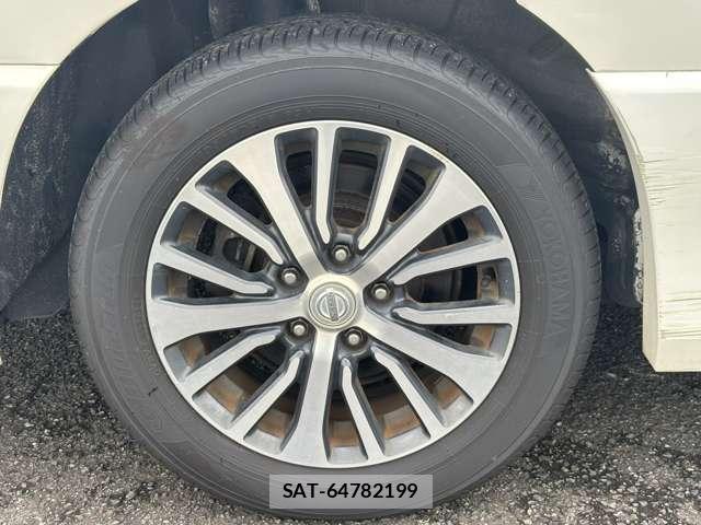 Nissan SERENA 2016-01 8284138-12