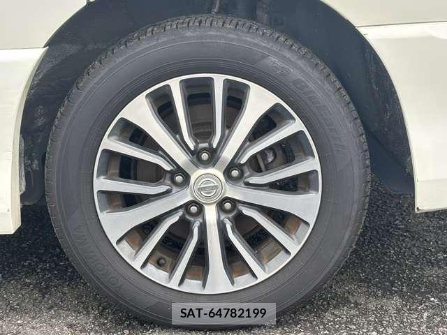 Nissan SERENA 2016-01 8284138-15
