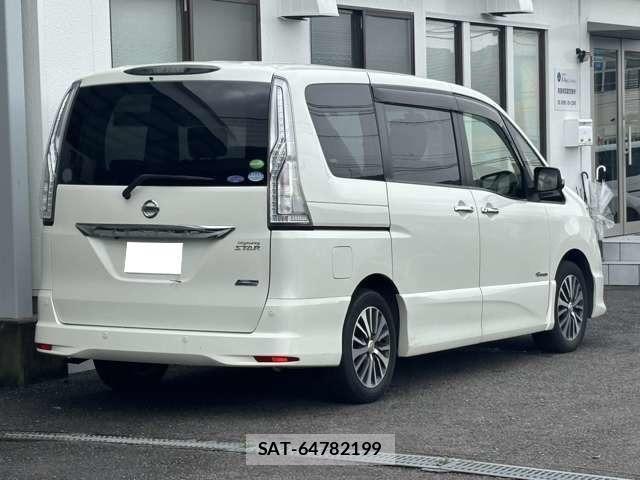 Nissan SERENA 2016-01 8284138-8