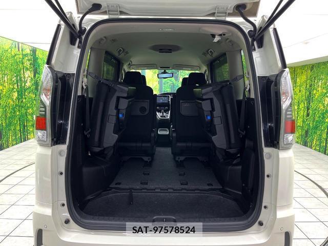 Nissan SERENA 2018-04 8284156-10