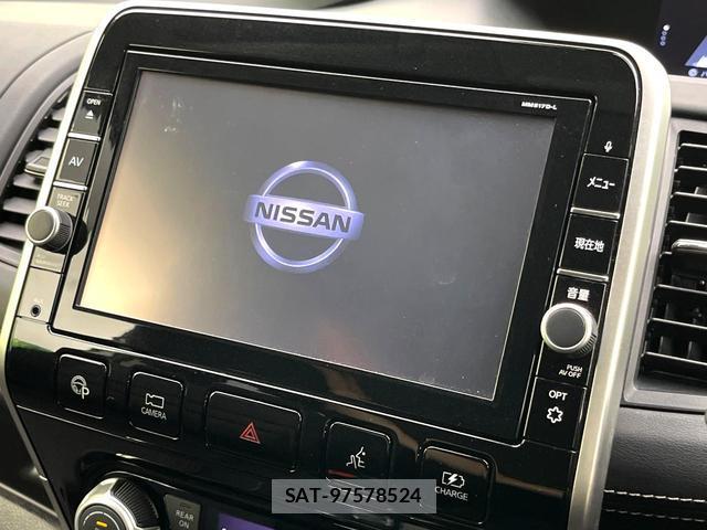 Nissan SERENA 2018-04 8284156-2