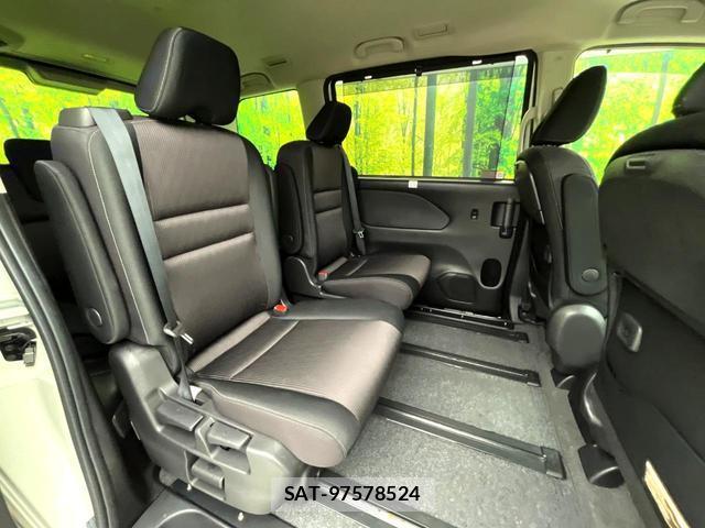 Nissan SERENA 2018-04 8284156-8