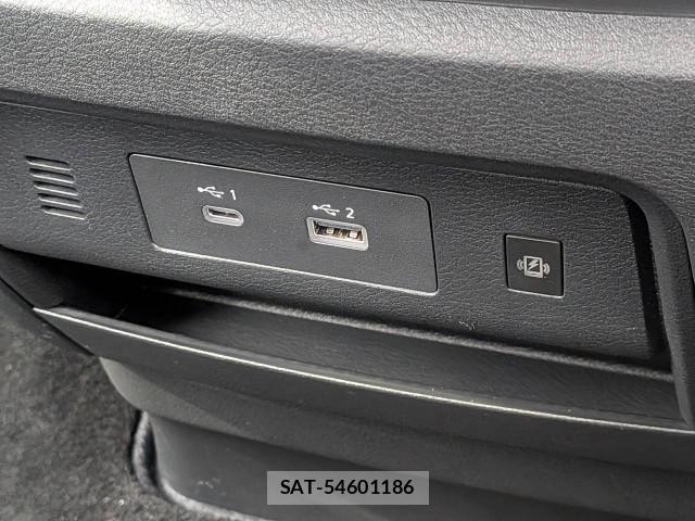 Nissan SERENA 2023-06 8284264-18