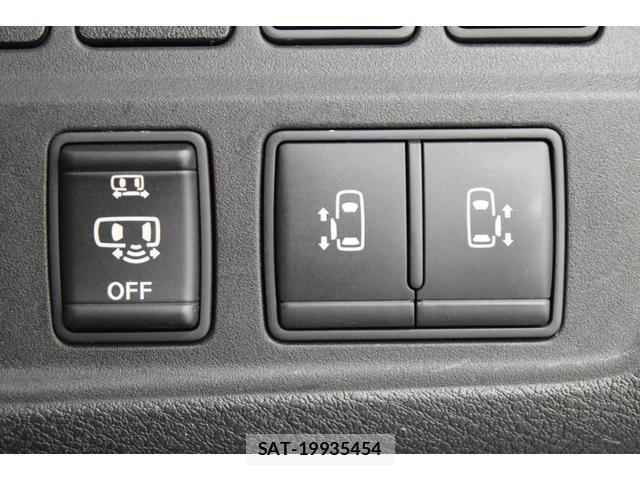 Nissan SERENA 2017-06 8284325-14