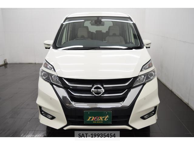 Nissan SERENA 2017-06 8284325-6