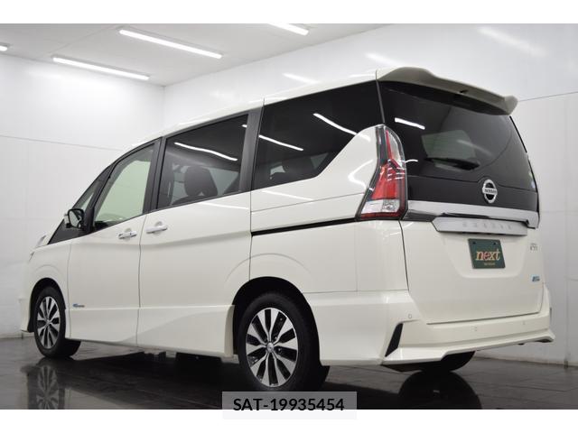 Nissan SERENA 2017-06 8284325-9
