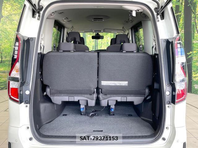 Nissan SERENA 2022-06 8284496-10