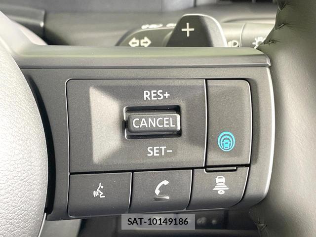 Nissan SERENA 2026-05 8284503-5