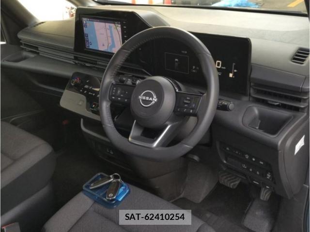 Nissan SERENA 2023-08 8284684-2