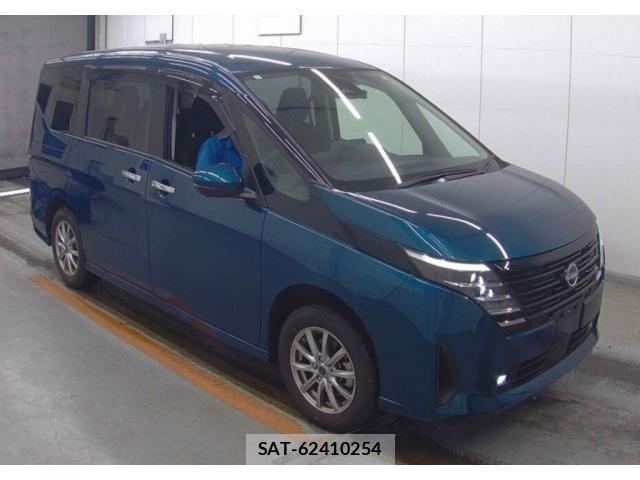 Nissan SERENA 2023-08 8284684-5