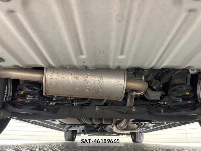 Nissan SERENA 2016-12 8284952-18
