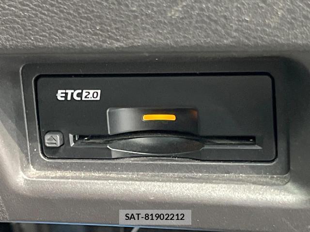 Nissan SERENA 2023-03 8284956-6