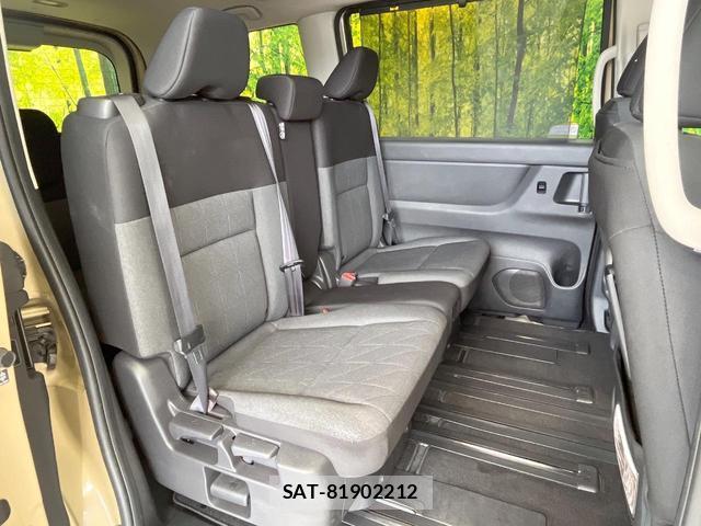 Nissan SERENA 2023-03 8284956-8