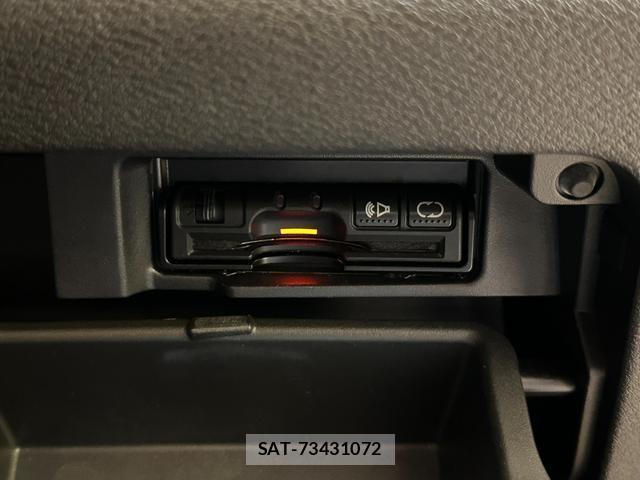 Nissan SERENA 2019-06 8285020-3