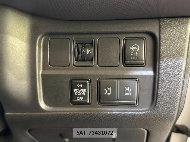 Nissan SERENA 2019-06 8285020-5