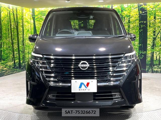 Nissan SERENA 2024-09 8285213-14